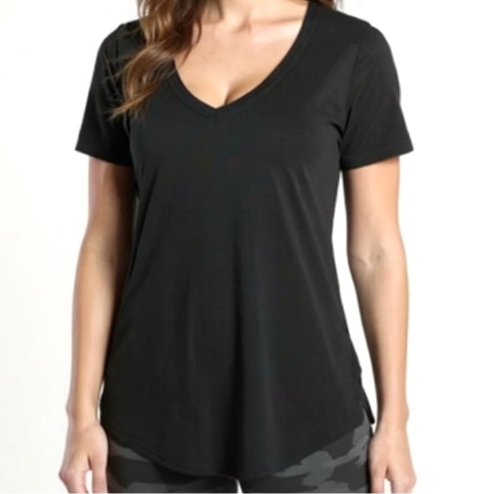 Athleta Classic Black‎ Short Sleeve Woman’s V-Neck Tee Medium